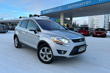 Ford Kuga 2,0 TDCi 140 hv DPF 4WD Titanium M6 5-ovinen * Vetokoukku / Webasto / Lasikatto * - Neliveto / Seuraava katsastus 20.1.2027 / Lämmitettävä tuulilasi