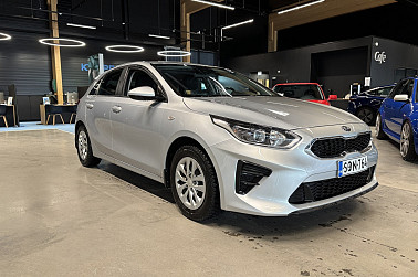 Kia Ceed 1,0 T-GDI ISG 100hv Active 5D ** Peruutuskamera / Lämpöratti / Apple CarPlay / Android Auto / Cruise ** - ** Juuri huollettu / Taloudellinen / Siistikuntoinen **
