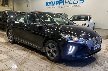 Hyundai IONIQ electric MY21 38 kWh 136 hv Comfort ** Aviloo 94,6% SoH / Suomi-auto / 2 omistajaa / 2 x renkaat ** - Hyvin huollettu, pitkä akkukantama, takuut voimassa – huoleton sähköauto mukavasti arkeen.