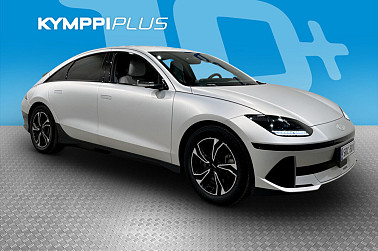 Hyundai IONIQ 6 77 kWh 325 hv AWD Ultimate ** HUD / Adapt.cruise / Bose / 360 kamera / Nahkasisusta / Muistipenkki - Upea Hyundai Ioniq 6 huippuvarusteilla! Ole nopea ja sovi kaupat jo nyt! Hieno GRAVITY GOLD matta metalliväri.