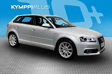 Audi A3 Sportback Attraction 1,4 TFSI 92 kW Start-Stop S line Business ** Xenon / Vakkari / S-line / Jakoketju uusittu ** - Audi A3 Sportback 1.4 TFSI S-line, juuri huollettu.