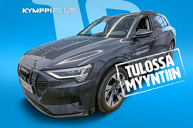 Audi e-tron 55 quattro ** 360 kamera / Matrix Led / Vetokoukku ** - Tehokas, tyylikäs ja varusteltu täyssähköauto – valmiina ajoon!