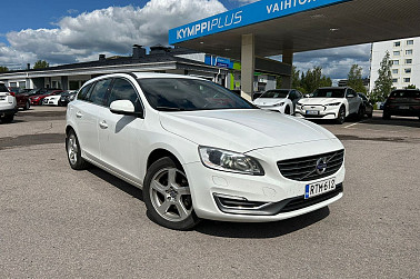 Volvo V60 D3 Momentum aut * Digimittaristo / Webasto / Vetokoukku * - Tyylikäs ja tilava Volvo V60 D3 Momentum aut. Yhdistää tehon, automaattivaihteiston ja huippuluokan mukavuuden – täydellinen valinta!