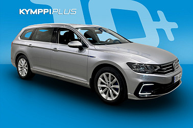Volkswagen Passat Variant GTE Plug-In Hybrid 160 kW (218 hv) DSG-automaatti ** Vetokoukku / Webasto / Travel Assist /  Peruutuskamera / Adapt. vak / LED ** - Saksalaista premium-laatua tarjolla!