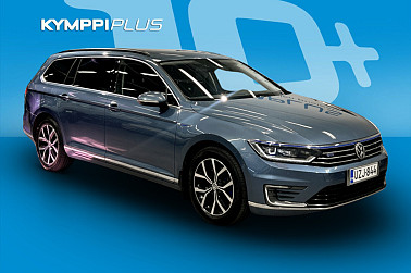 Volkswagen Passat Variant GTE Plug-In Hybrid 160 kW (218 hv) DSG-automaatti ** Lisälämmitin / Suomi-auto / 2 x renkaat / Mukavuusistuin ** - Upea varustetaso, ladattava hybridi ja lisälämmittimet – valmis kaikkiin keleihin!