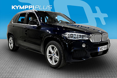 BMW X5 F15 xDrive40e A M-Sport **ACC / Comfort-Istuimet /  Lasikatto / Harman & Kardon / HUD / Koukku / Kamera / Comfort Access - Aviloo Flash akkutesti: 85%/100%