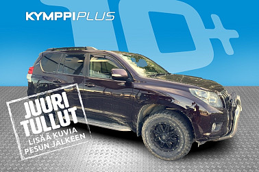 Toyota Land Cruiser 3,0 D-4D Executive aut. - Nahkaverhoilu / Sähköiset istuimet / Webasto / Koukku / Peruutuskamera / Xenon / Todella tyylikäs!