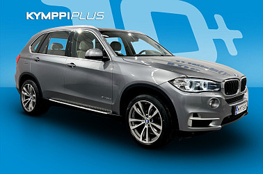 BMW X5 F15 xDrive30d TwinPower Turbo A ** Vetokoukku / Kamera / Comfort Access ** - Hyvin varusteltu BMW X5 – tyylikäs, tehokas ja ajovalmis!