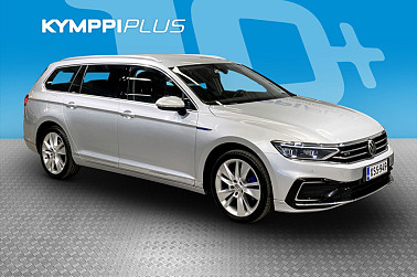Volkswagen Passat Variant GTE Plug-In Hybrid 160 kW DSG-automaatti - Vetokoukku / Sähkötoiminen takaluukku / Peruutuskamera / Matrix-LED