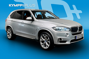 BMW X5 F15 xDrive40e A ** Comfortpenkit / Adapt.vakkari / HUD / Night vision / B&O / Keyless / Lasikatto / P.kamera / Koukku ** - Uskomattoman upea Individual- nahkaan verhoiltu varustekattaus! Tällaista tulee harvoin vastaan!