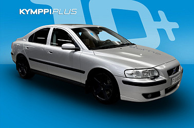 Volvo S60 R AWD A * Four-C Alusta / Nahat muistilla / Tummat lasit * - Aito alkuperäinen Volvo R – suorituskykyä, harvinaisuutta ja puhdasta ajonautintoa!