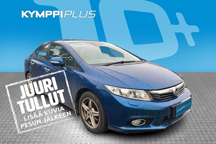 Honda Civic 4D 1,8i Executive AT - ** Suomi-auto / Peruutuskamera / Vetokoukku / Vakkari / Moottorinlämmitin sisäpistokkeella **