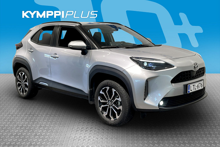 Toyota Yaris Cross 1.5 Hybrid 130 Limited Platinum Edition - Adap. vakkari / Kaistavahti / Suomi-auto / CarPlay / LED-valot