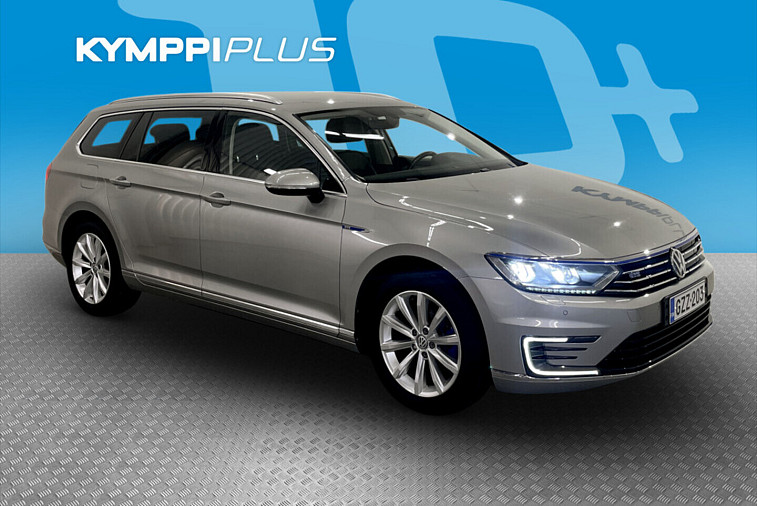 Volkswagen Passat Variant GTE Plug-In Hybrid 160 kW (218 hv) DSG-automaatti - Digimittaristo / Navi / Koukku / Kessy / ACC