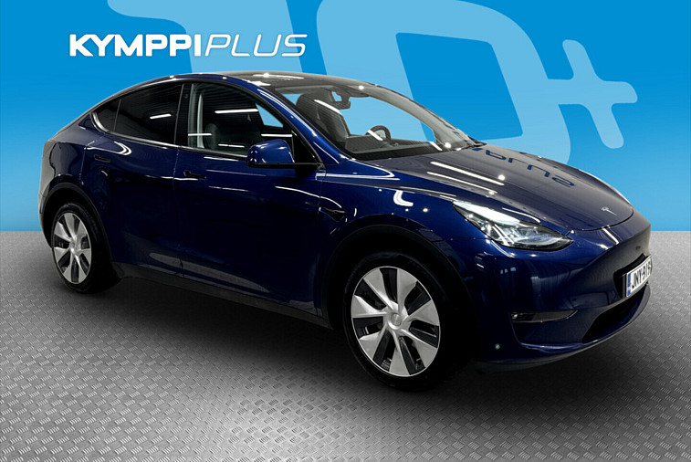 Tesla Model Y Long Range - SOH 91.4% / AMD Ryzen / Autopilot / Lämpöpumppu / P.kamera 270 °/ 2x renkaat vanteilla / Premium audio / Matrix-Led