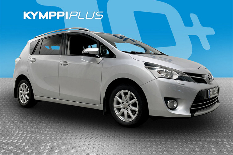 Toyota Verso 1,8 Valvematic Active Multidrive S 7p - ** 7-p / Suomi-auto / Vetokoukku / Peruutuskamera / Vakkari / Lohkolämmitin sisähaaralla / Juuri huollettu! **