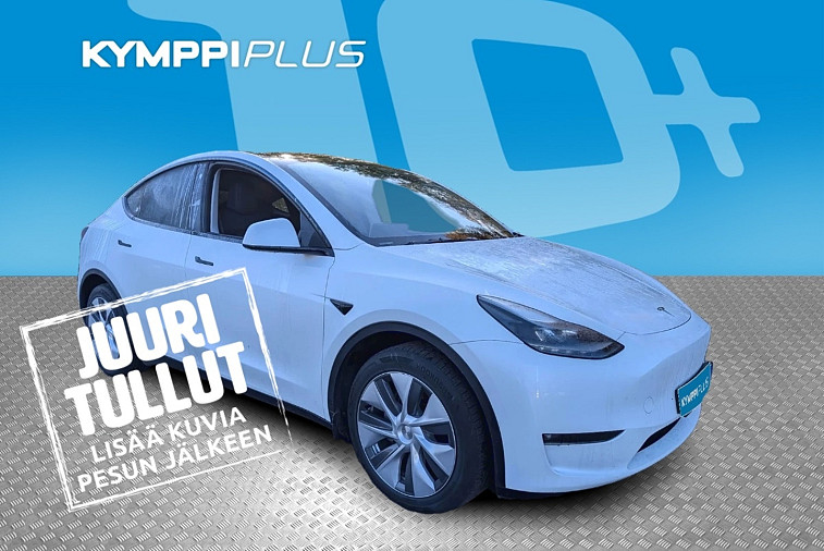 Tesla Model Y Long Range - ** Tehdastakuu 05 / 2027 / Lämpöpumppu / Lasikatto / Matrix-Led **