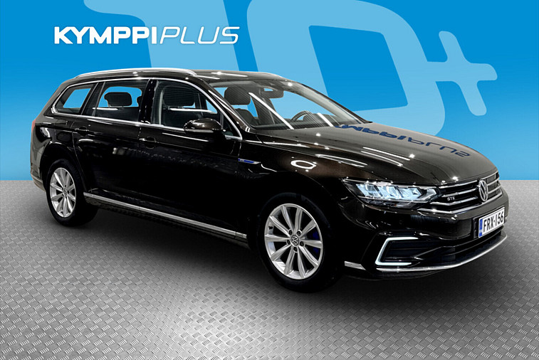 Volkswagen Passat Variant GTE Plug-In Hybrid 160 kW DSG-automaatti - ACC / LED / SoH 87,9% / Nahka-alcantara / Navi / Kamera / 2x renkaat ja vanteet