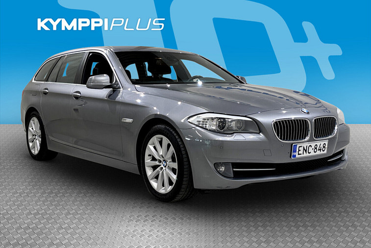 BMW 530 TwinPower Turbo A xDrive F11 Touring - Prof.Navi / sähk.takaluukku / Xenonit / Muistipenkit edessä /