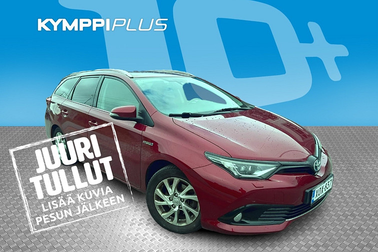 Toyota Auris Touring Sports 1,8 Hybrid Active Edition - Koukku / Navi / P.Kamera / Kastavahti