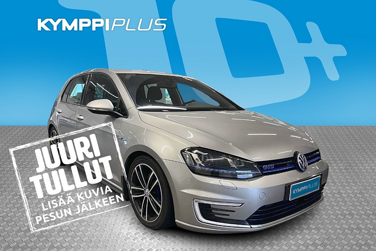Volkswagen Golf GTE Plug-In Hybrid 150 kW (204 hv) DSG-automaatti 4-ovinen - Madallettu, näppärä, taloudellinen ja hyvin varusteltu! Adapt. vakkari / Webasto / Koukku / Peruutuskamera