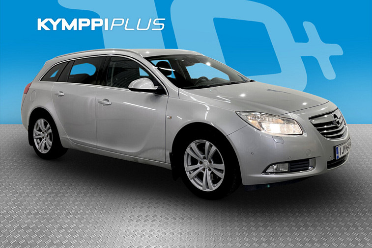 Opel Insignia Sports Tourer Edition 2,0 CDTI Ecotec PDF 118kW AT6 BL - Vetokoukku / Webasto / Bluetooth / Ilmastointi / Vakkari / 2x renkaat ja vanteet