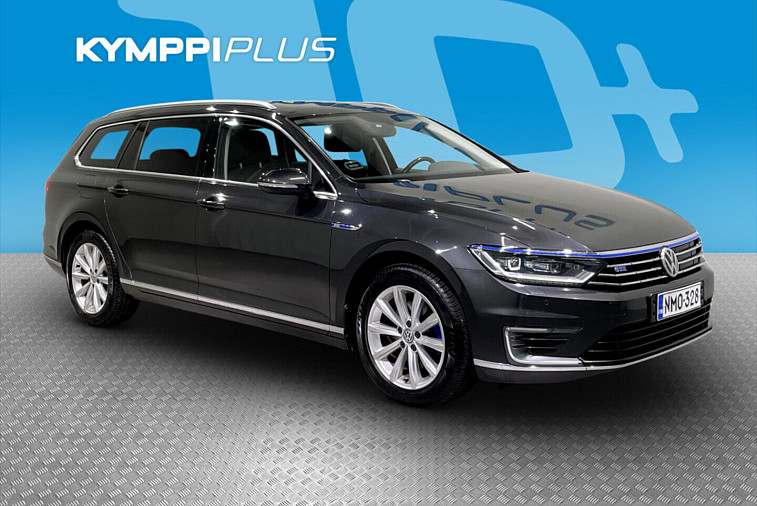 Volkswagen Passat Variant GTE Plug-In Hybrid 160 kW (218 hv) DSG-automaatti - LED / ACC / Nahkaverhoilu / Webasto / P.kamera / Kessy / P.tutkat / Koukku