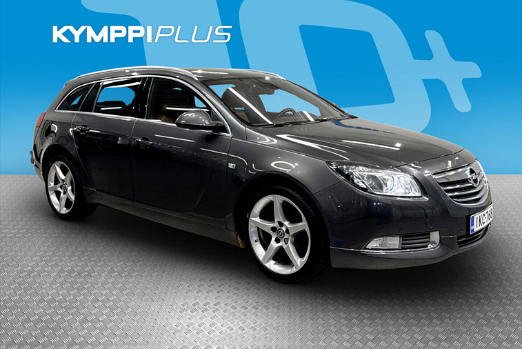 Opel Insignia Sports Tourer Sport 2,0 Turbo Ecotec 4x4 162kW AT6 BL - OPC LINE / Infinity hifit / Konjakkinahat / Bi-xenon / Koukku / Navi