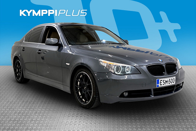 BMW 530 iA - Xenonit / Nahat / Koukku / Asiallinen