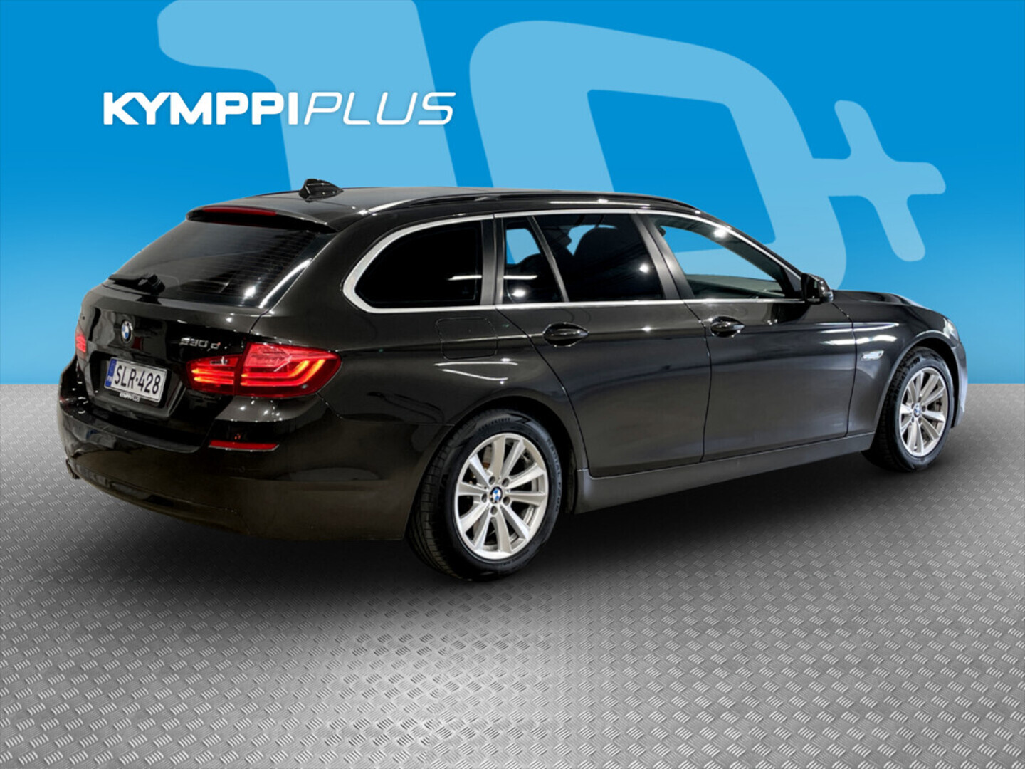 BMW 530 2015, photo 3/26