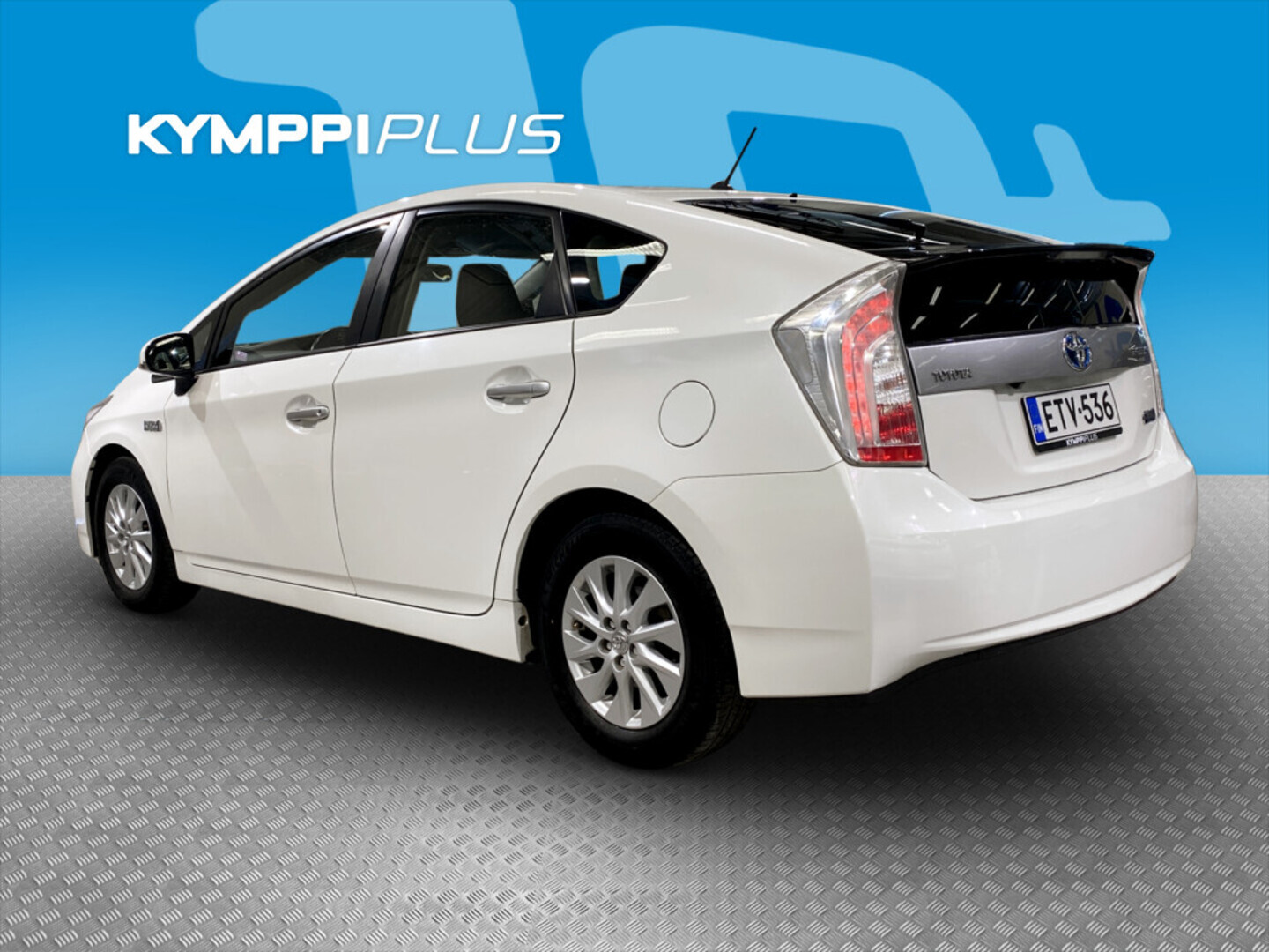 Toyota Prius PHEV Active 2015, kuva 5/25
