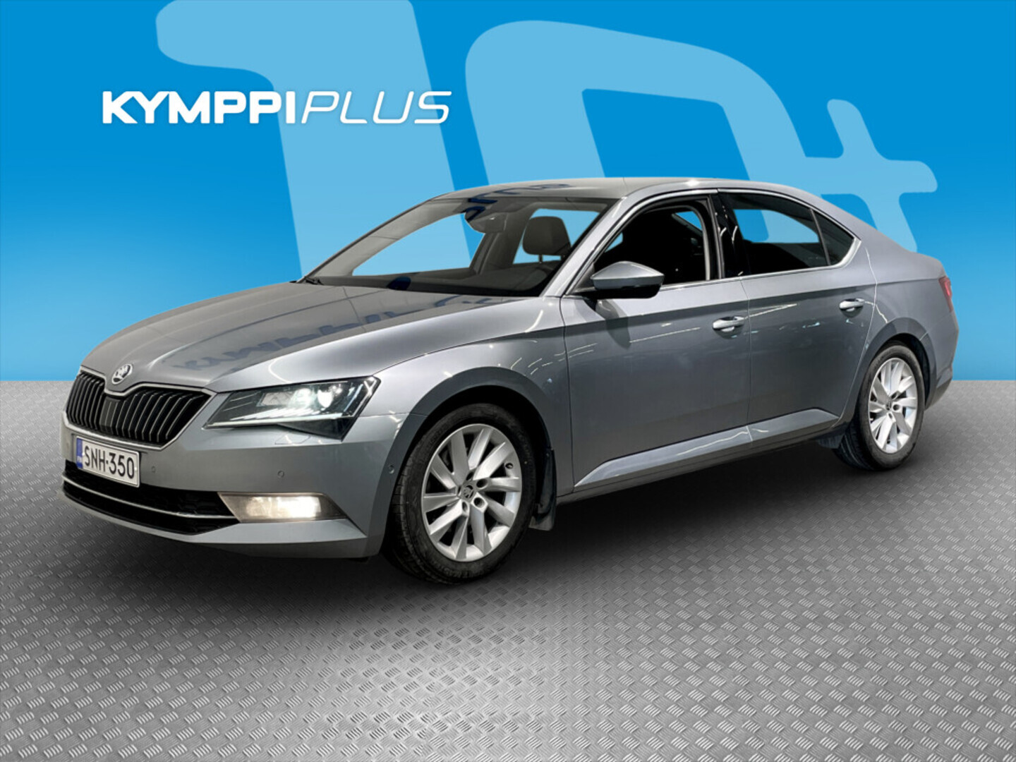 Skoda Superb 2016, photo 6/37