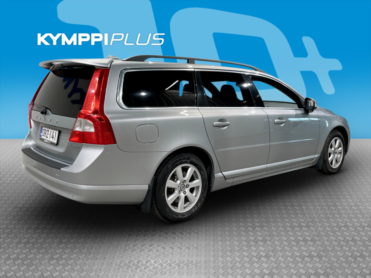 Volvo V70 2,4D Momentum aut 2010, kuva 3/38