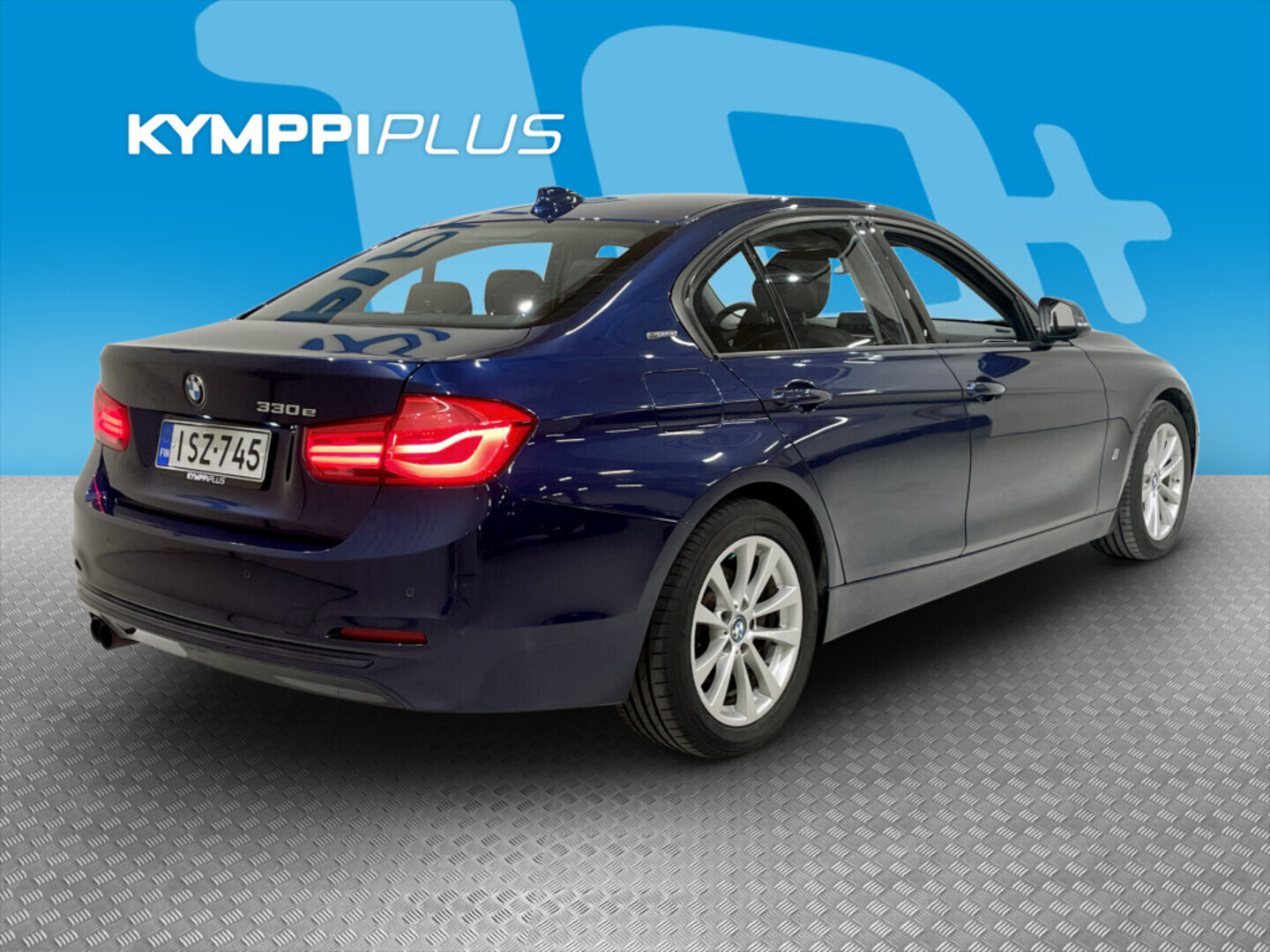 BMW 330 F30 Sedan 330e A Business Sport 2016, photo 3/26