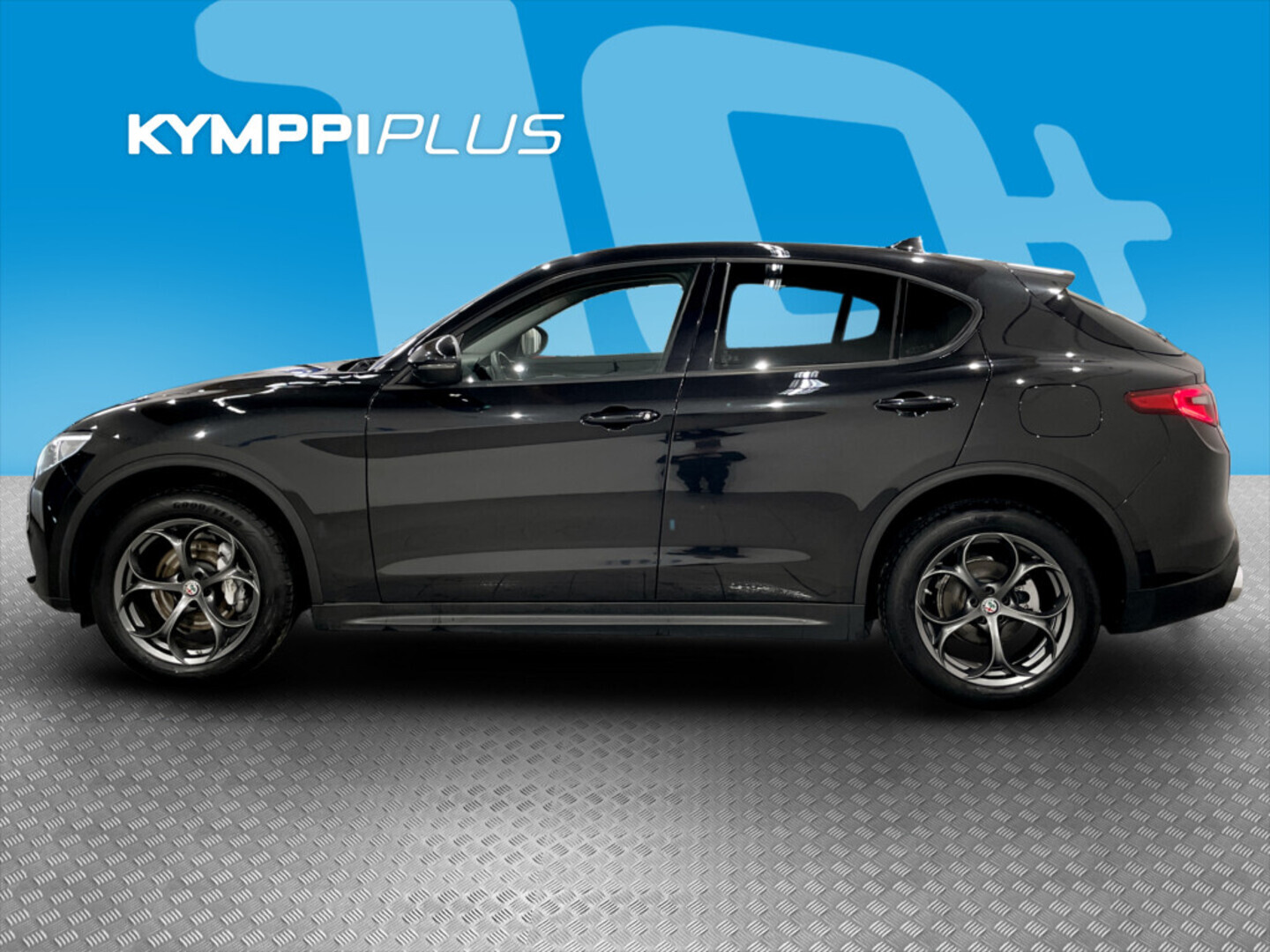 Alfa Romeo Stelvio 2017, kuva 5/23
