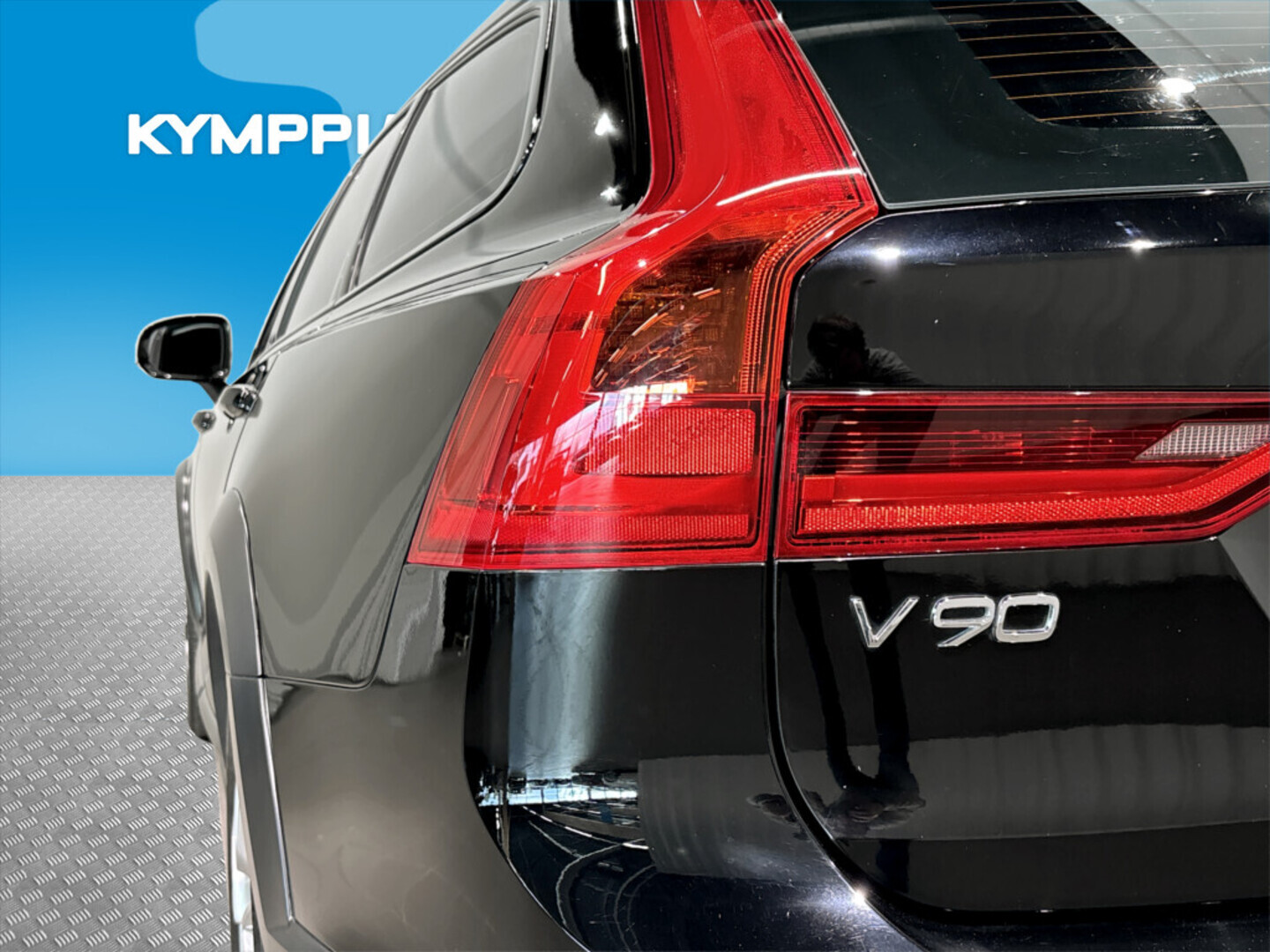 Volvo V90 Cross Country D4 AWD Plus aut 2019, kuva 7/24